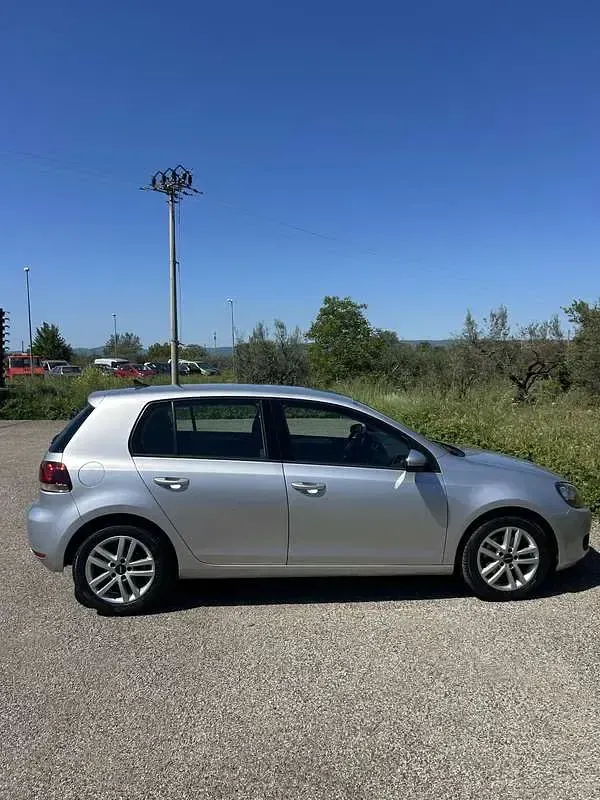 Usata VW Golf VI Highline 140 CV (102 kW) 2010 Grigio Utilitaria