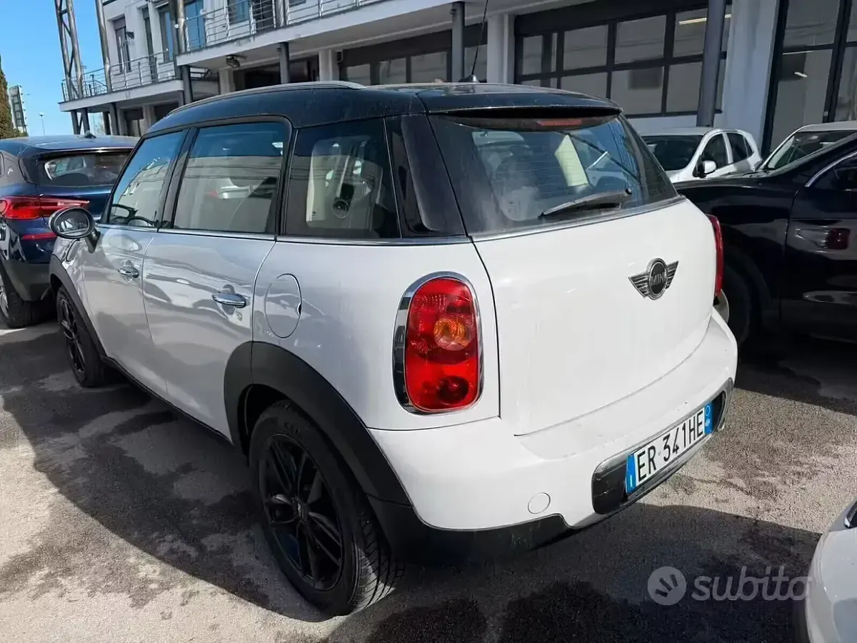 Usata Mini Cooper D Countryman 111 CV (81 kW) 2013 Bianco SUV