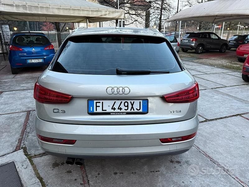 Usata Audi Q3 Business 150 CV (110 kW) 2015 Grigio SUV