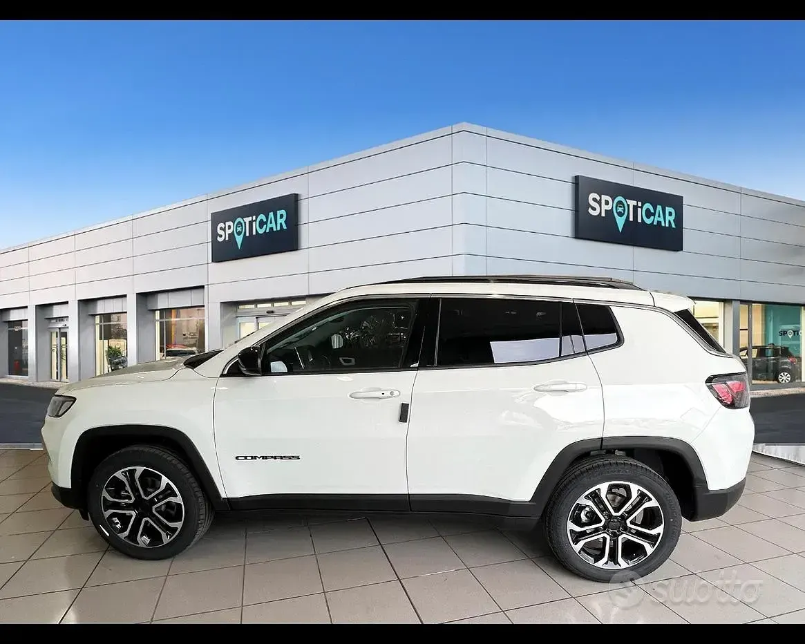 Usata Jeep Compass Limited 130 CV (95 kW) 2023 Bianco SUV