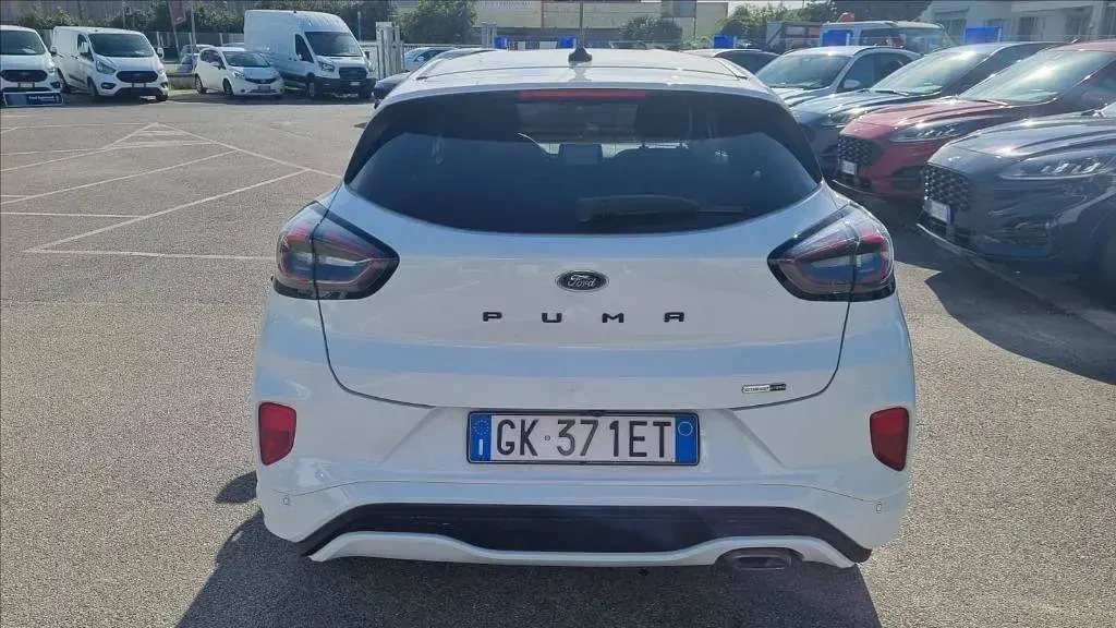 Usata Ford Puma ST-Line 125 CV (91 kW) 2022 Frozen whi SUV