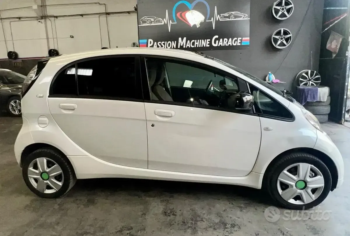 Usata Citroën C-zero 35 kW (48 CV) 2011 Bianco Utilitaria
