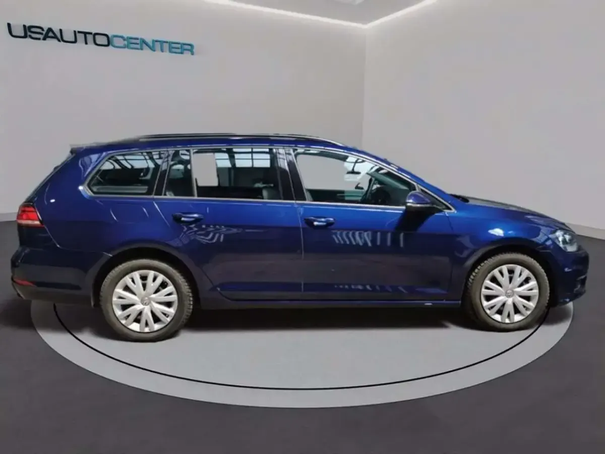 Usata VW Golf VII Business 116 CV (85 kW) 2018 Blu Station wagon