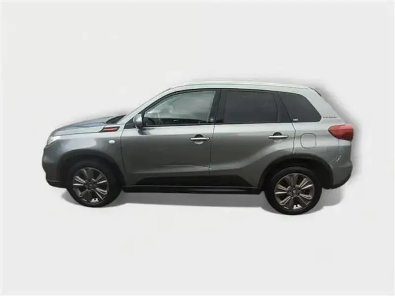 Usata Suzuki Vitara 112 CV (82 kW) 2019 Grigio scuro SUV
