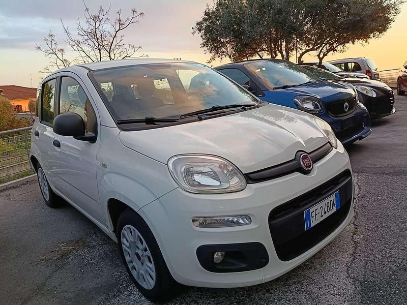 Usata Fiat Panda Lounge 95 CV (69 kW) 2016 Bianco Utilitaria