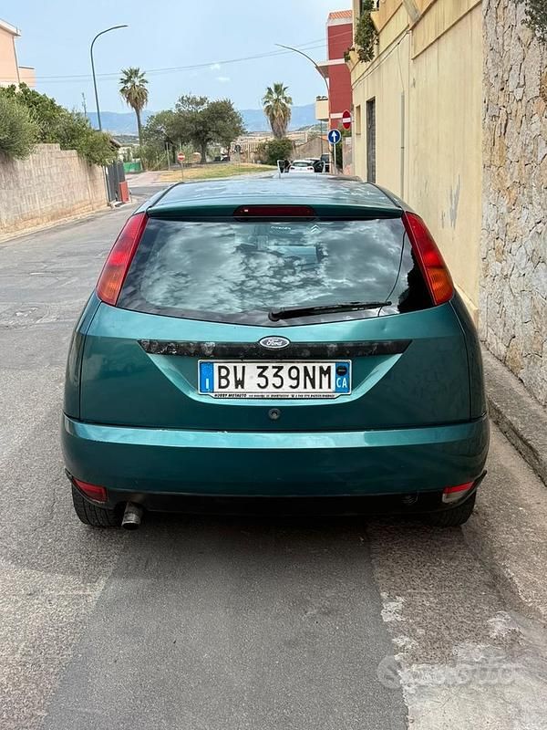 Usata Ford Focus 2001 Verde Berlina