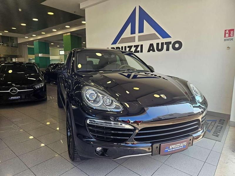 Nero Usata 2011 Porsche Cayenne SUV | 17.500 € (Buon prezzo) - Immagine 1/4