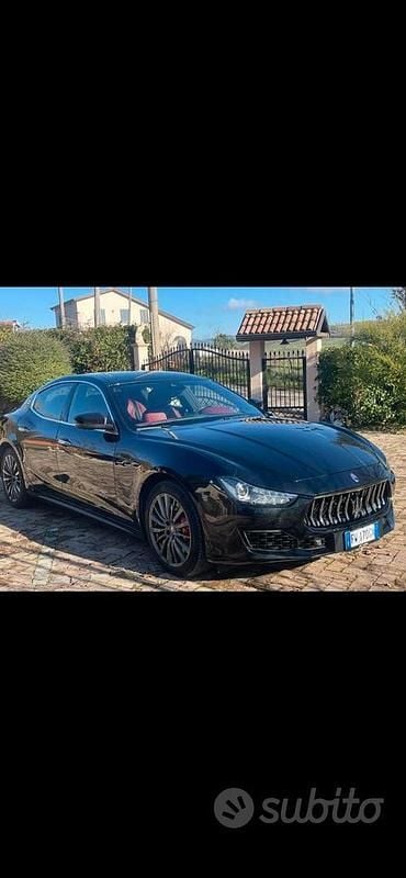 Usata Maserati Ghibli 350 CV (257 kW) 2019 Nero Berlina