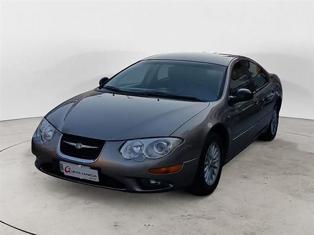 Grigio Usata 1999 Chrysler 300 Tre volumi | 3790 € - Immagine 1/4
