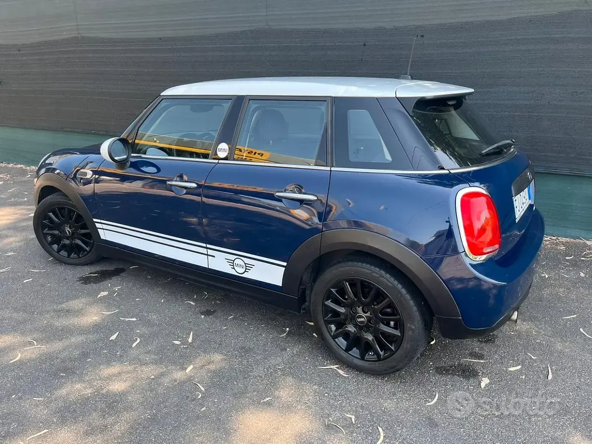 Usata Mini One D 95 CV (69 kW) 2017 Bluazzurro Utilitaria