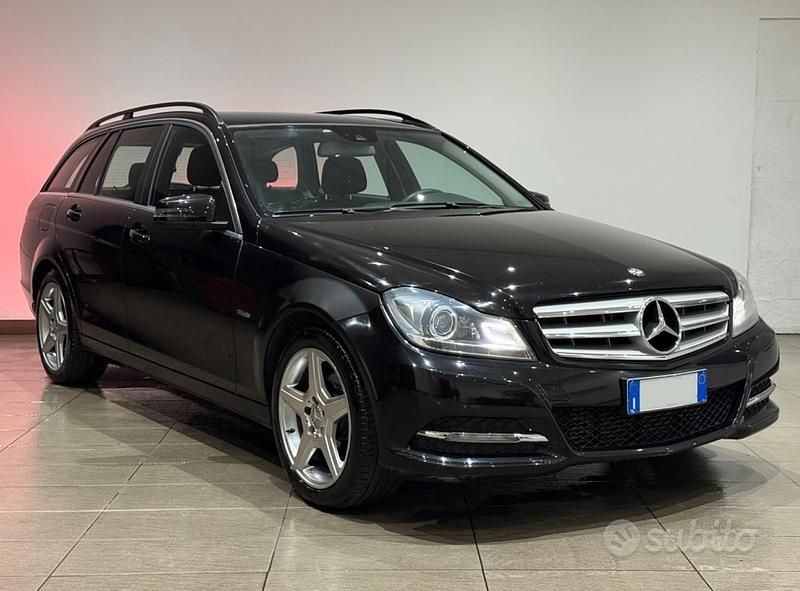 Nero Usata 2012 Mercedes C200 Tre volumi | 4799 € (Buon prezzo) - Immagine 1/4