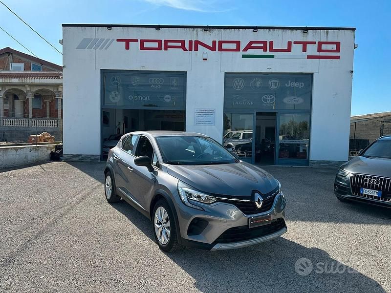 Usata Renault Captur Business 95 CV (69 kW) 2021 Grigio SUV