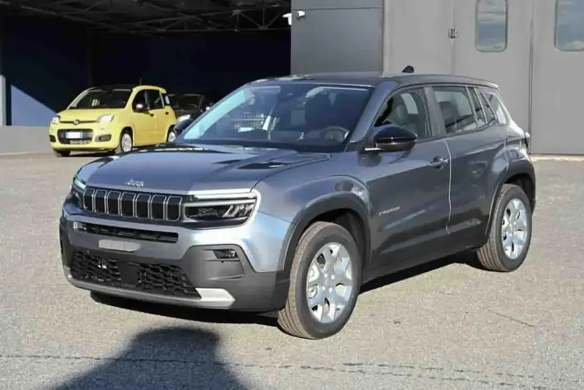 Usata Jeep Avenger Altitude 101 CV (74 kW) 2026 SUV