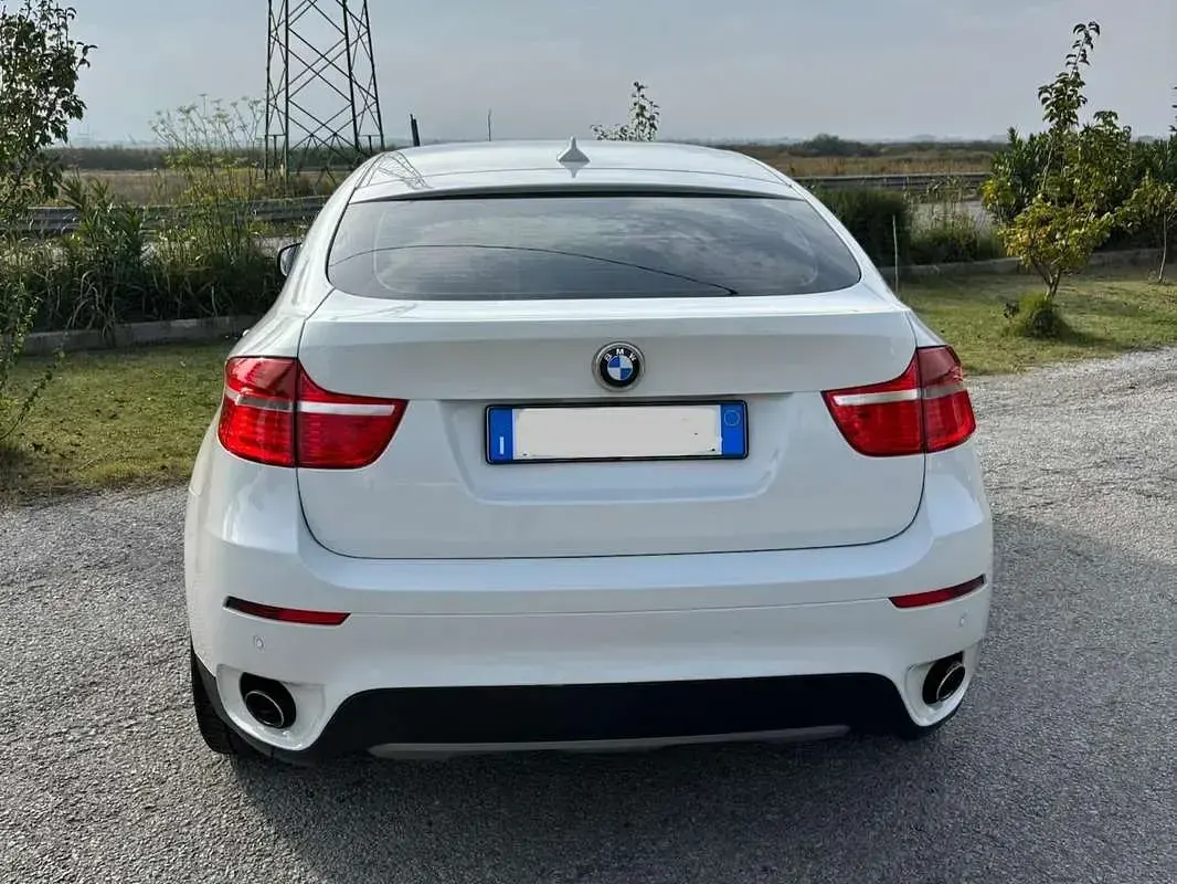 Begagnad BMW X6 286 HK (210 kW) 2010 Vit SUV