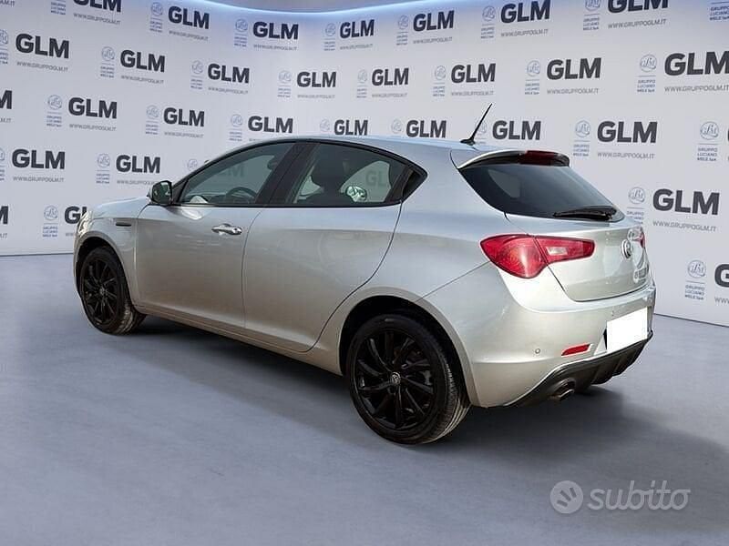 Usata Alfa Romeo Giulietta Business 120 CV (88 kW) 2019 Grigio Utilitaria