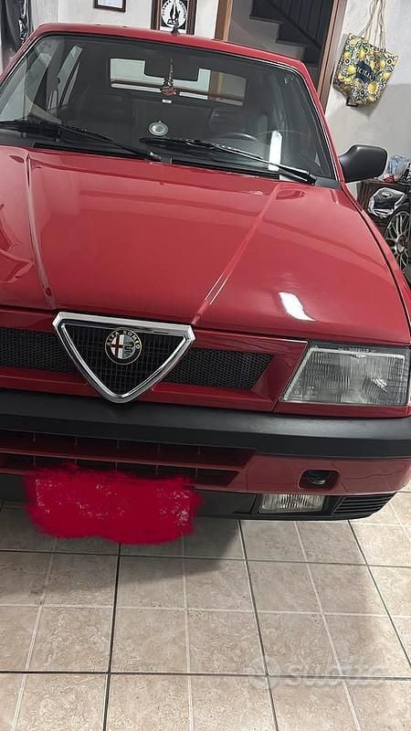 Usata Alfa Romeo 33 105 CV (77 kW) 1990 Rosso Berlina