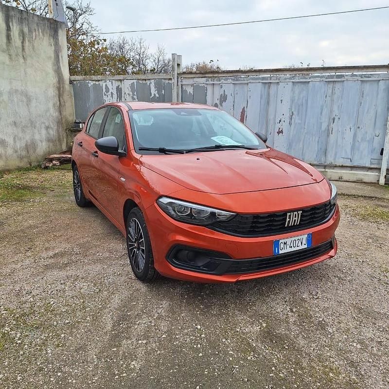 Usata Fiat Tipo 101 CV (74 kW) 2023 Blu Berlina