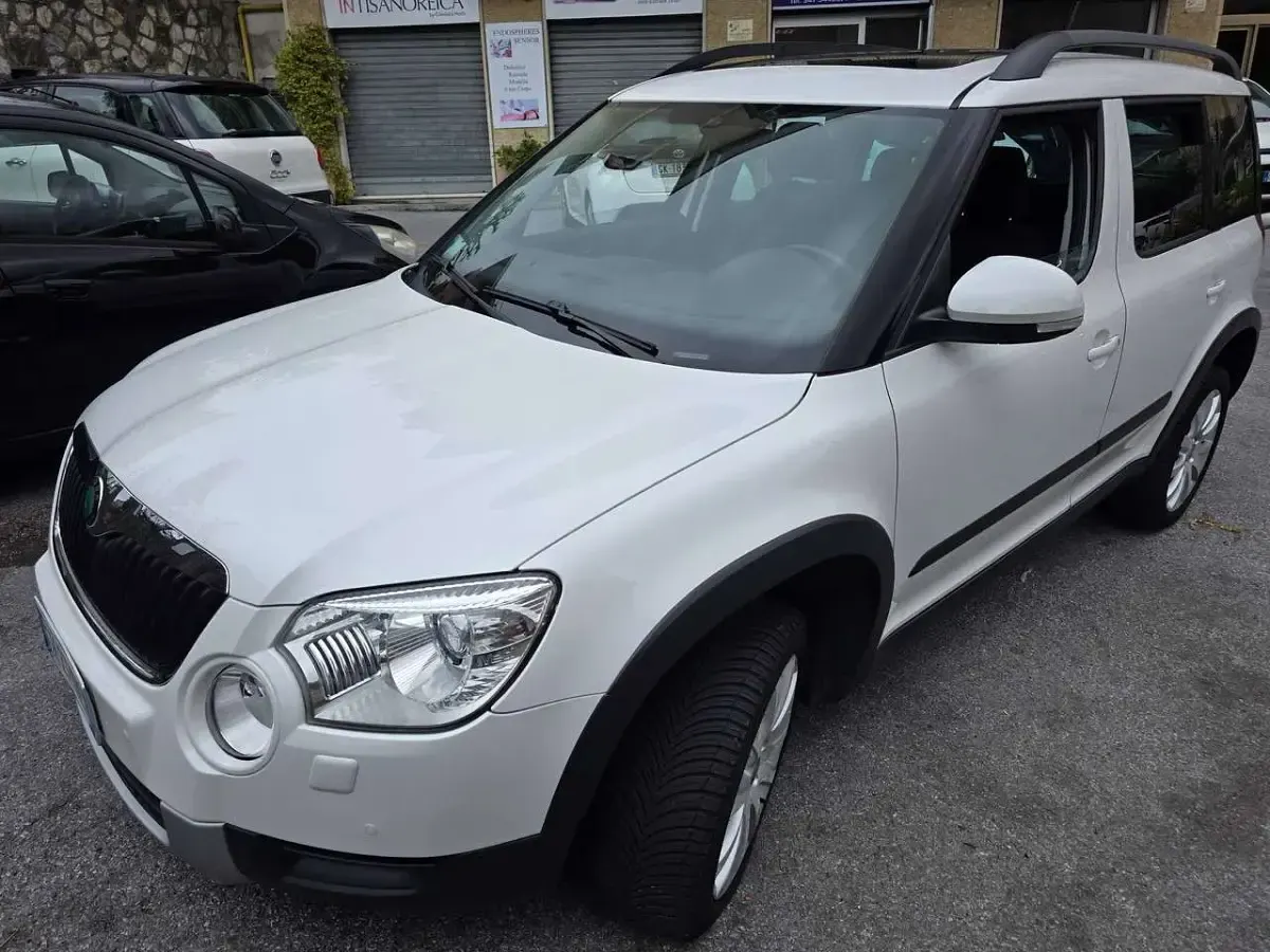 Usata Skoda Yeti Ambition 140 CV (102 kW) 2011 Bianco SUV