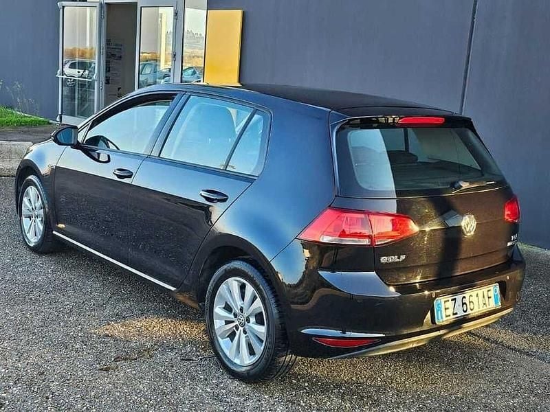 Usata VW Golf VII Trendline 110 CV (80 kW) 2015 Nero Berlina