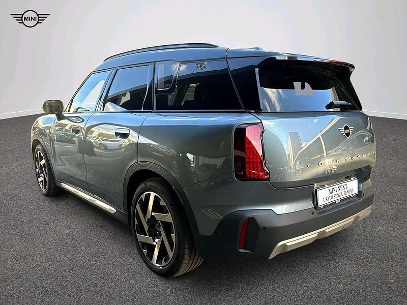 Usata Mini Countryman Favoured 225 kW (306 CV) 2025 Verde SUV
