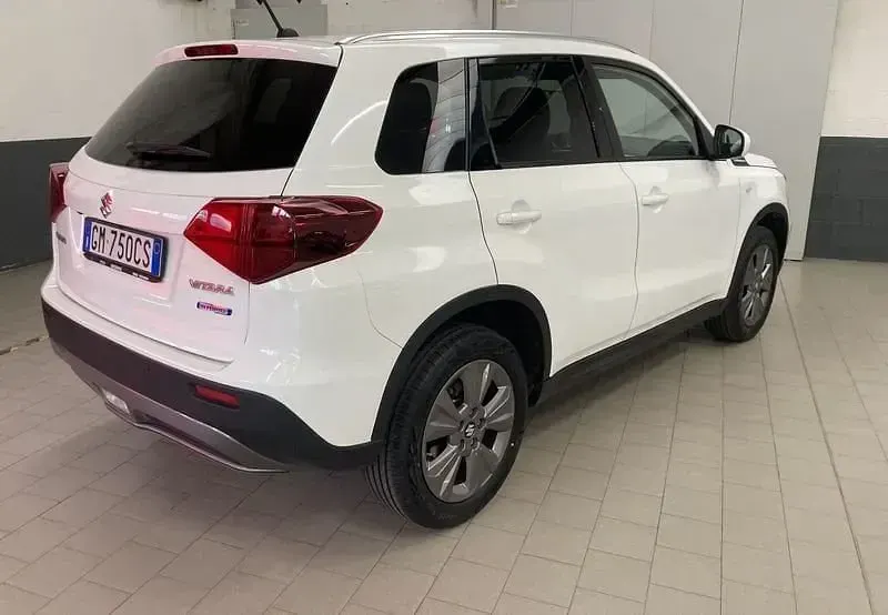 Usata Suzuki Vitara Cool 129 CV (94 kW) 2023 Bianco SUV