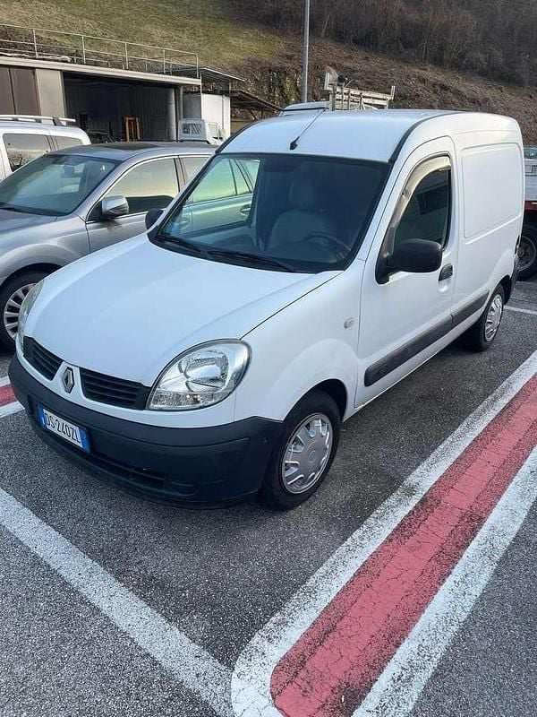 Usata Renault Kangoo 64 CV (47 kW) 2007 Other Monovolume