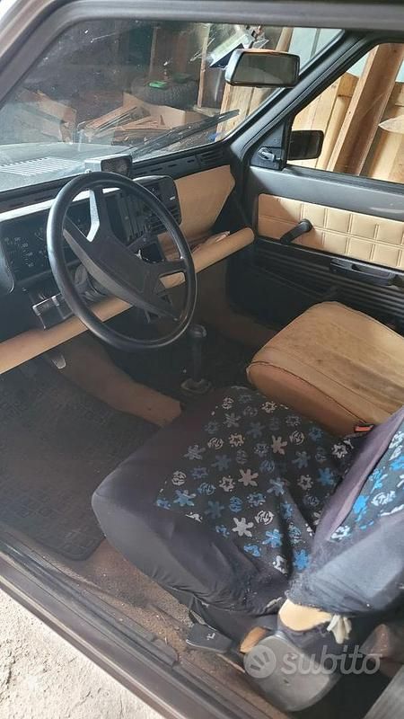Usata Fiat Panda 4x4 50 CV (36 kW) 1987 Utilitaria