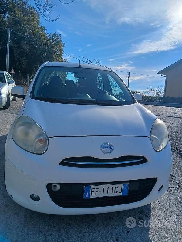 Bianco Usata 2010 Nissan Micra Tre volumi | 2300 € - Immagine 1/4