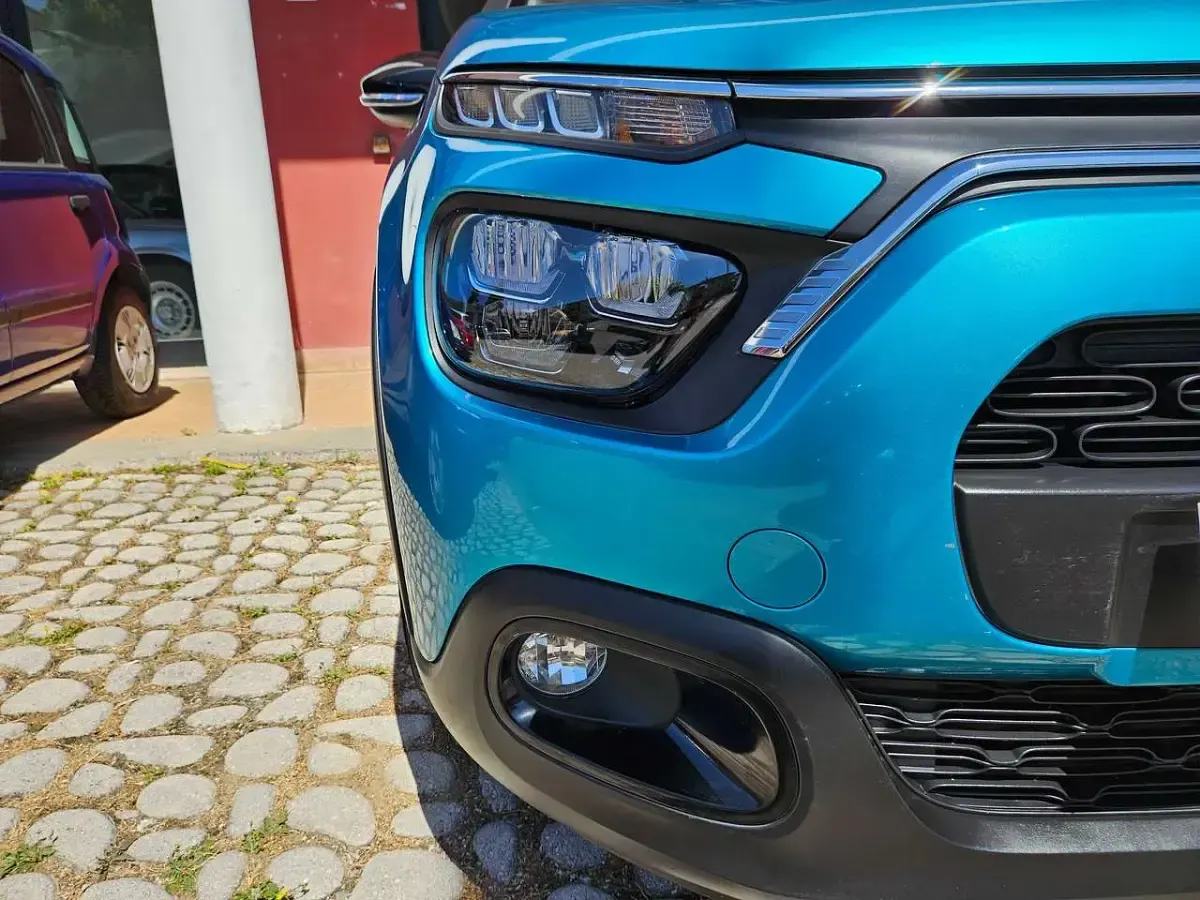 Usata Citroën C3 PureTech 83 CV (61 kW) 2023 Azzurro met. tetto nero Utilitaria