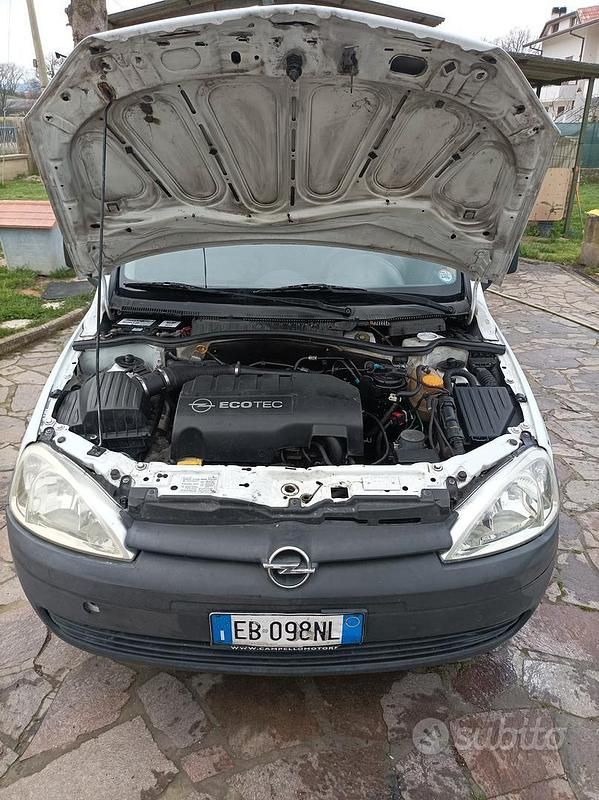 Occasion Opel Combo 75 ch (55 kW) 2007 Blanc Monospace