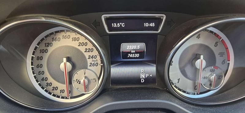 Usata Mercedes CLA180 Premium 109 CV (80 kW) 2015 Grigio Berlina