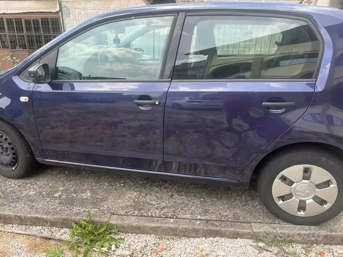 Usata VW up! 60 CV (44 kW) 2016 Blu Utilitaria