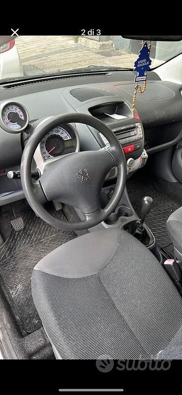 Usata Peugeot 107 2006 Grigio Utilitaria