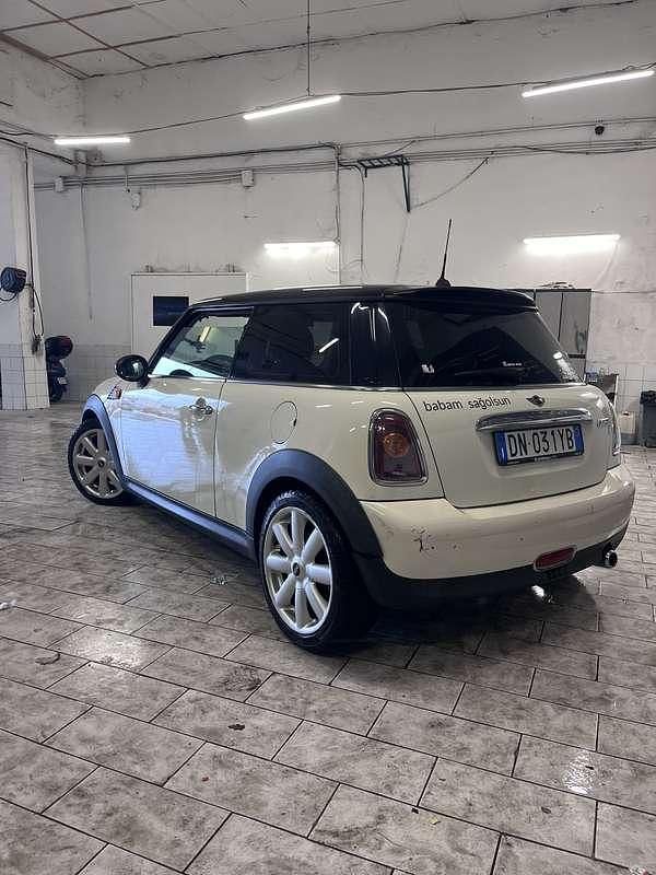 Usata Mini Cooper 120 CV (88 kW) 2008 Utilitaria