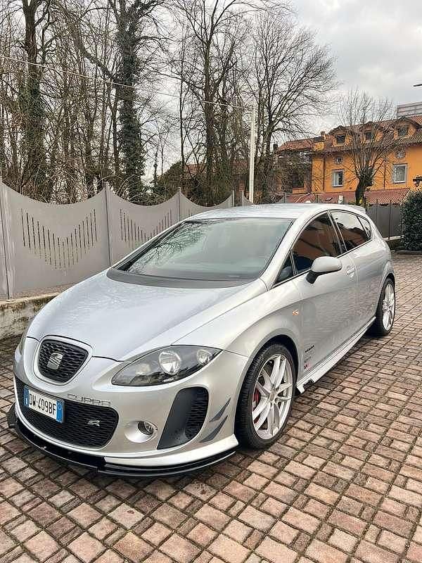 Usata Seat Leon CUPRA 241 CV (177 kW) 2009 Utilitaria