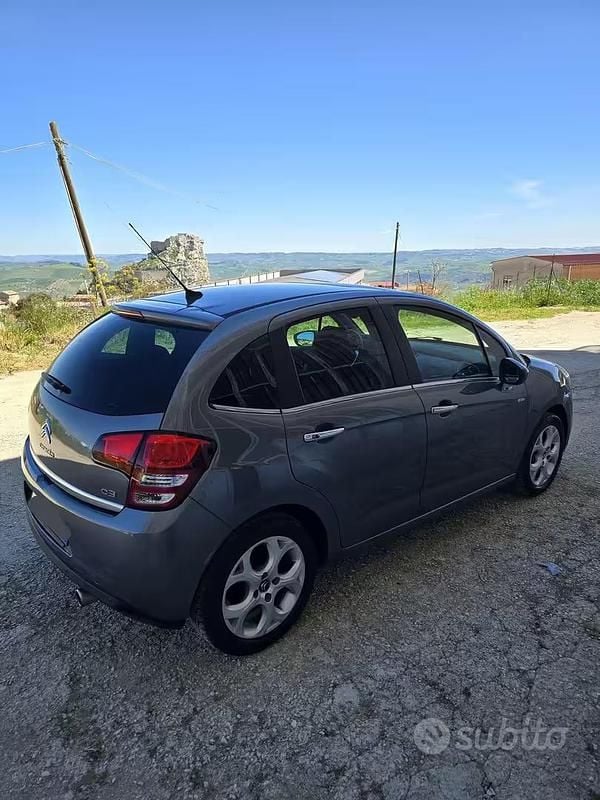 Usata Citroën C3 Exclusive 95 CV (69 kW) 2011 Grigio Utilitaria