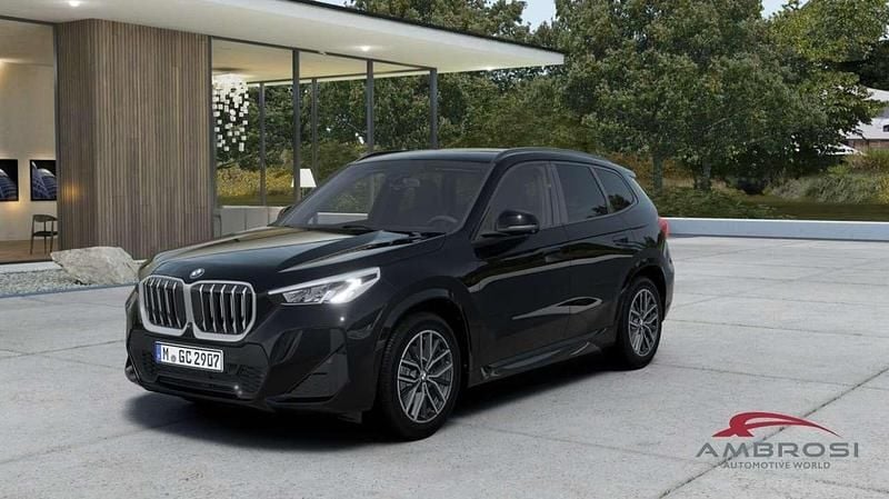 Nuova BMW X1 M Sport 150 CV (110 kW) 2025 Black sapphire metallizzato SUV