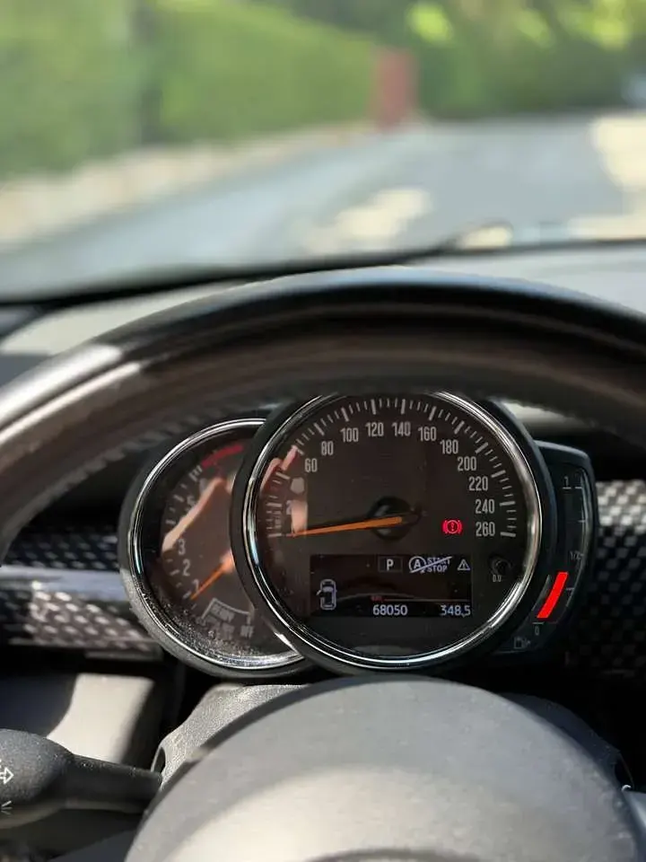 Usata Mini Cooper S 192 CV (141 kW) 2020 Grigio Utilitaria
