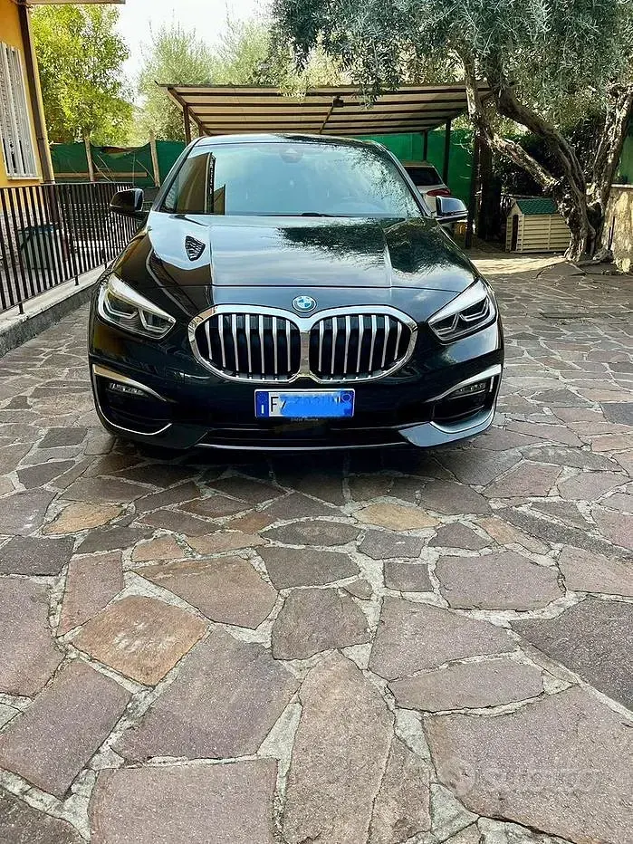 Usata BMW 118 Luxury Line 150 CV (110 kW) 2019 Nero Berlina
