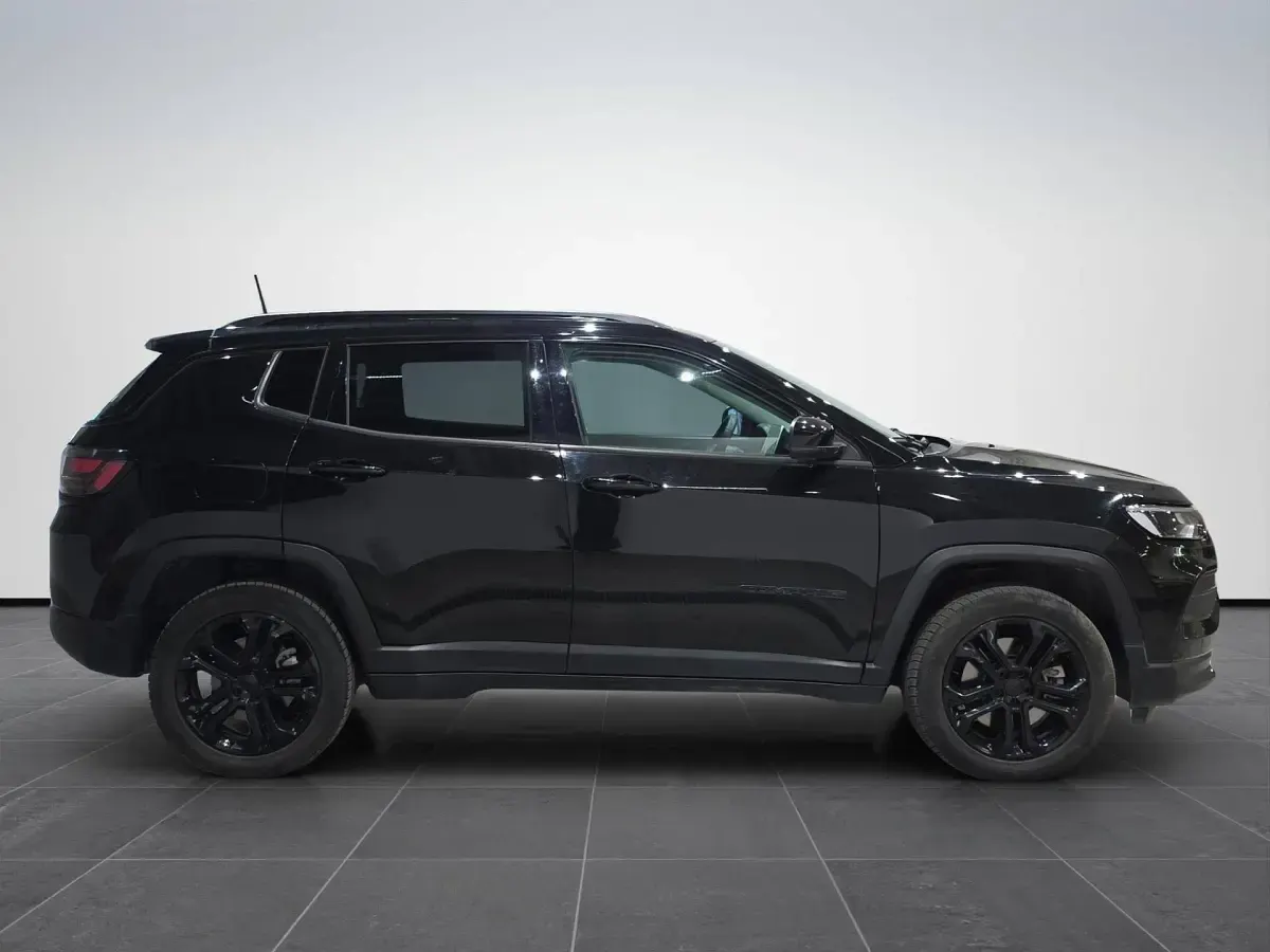 Usata Jeep Compass Night Eagle 131 CV (96 kW) 2023 Grigio SUV
