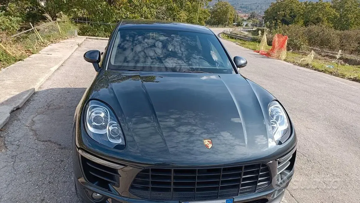 Usata Porsche Macan 252 CV (185 kW) 2018 Grigio SUV