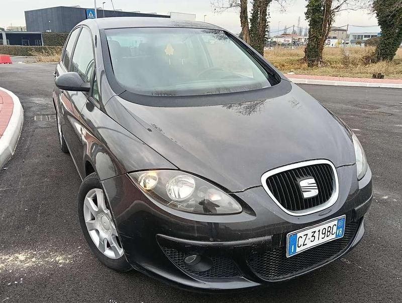 Usata 2005 Seat Altea Stylance Monovolume | 2890 € (Buon prezzo) - Immagine 1/4