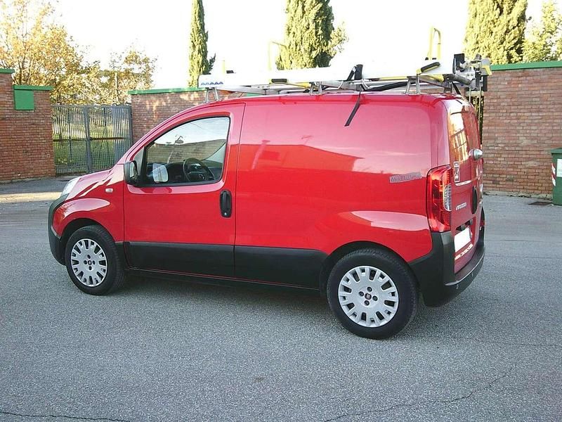 Usata Fiat Fiorino 95 CV (69 kW) 2016 Rosso Monovolume