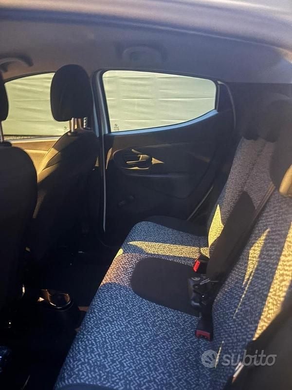 Usata Lancia Ypsilon 69 CV (50 kW) 2019 Bianco Utilitaria