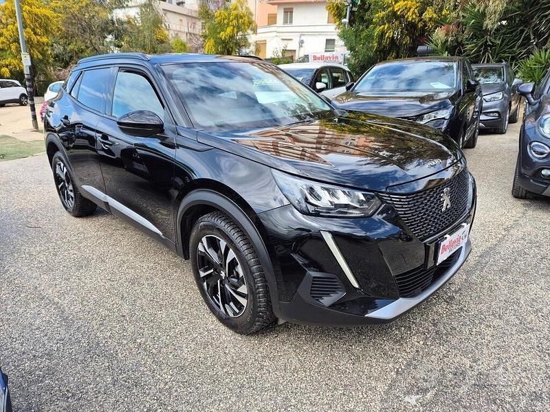 Usata Peugeot 2008 Allure 110 CV (80 kW) 2021 Nero SUV