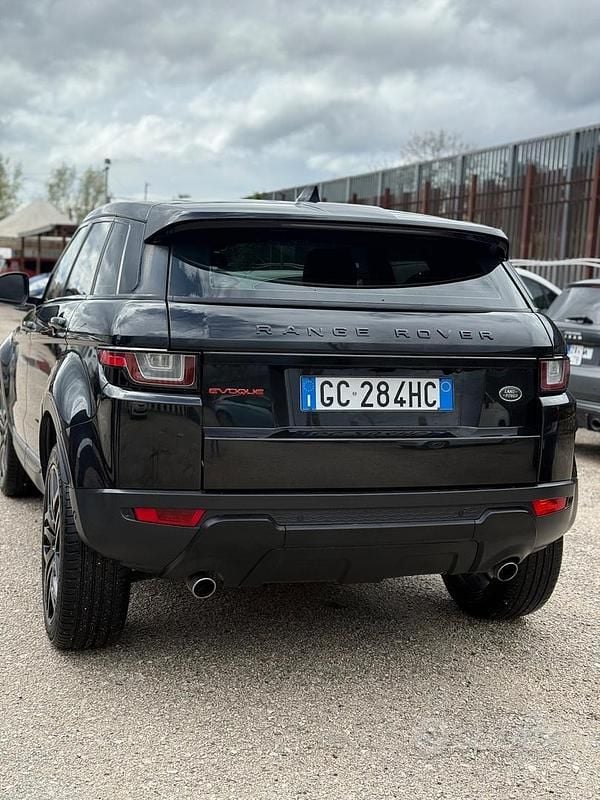 Usata Land Rover Range Rover evoque SE Dynamic 150 CV (110 kW) 2018 Nero Station wagon