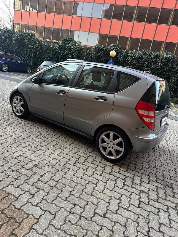 Usata Mercedes A160 Avantgarde 108 CV (79 kW) 2008 Beige Berlina