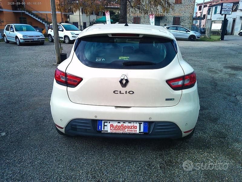 Usata Renault Clio IV Life 75 CV (55 kW) 2017 Bianco Berlina