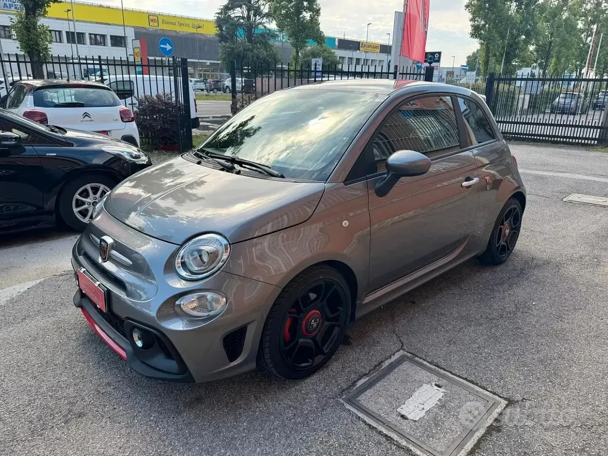 Usata Abarth 595 Pista 160 CV (117 kW) 2019 Grigio Berlina