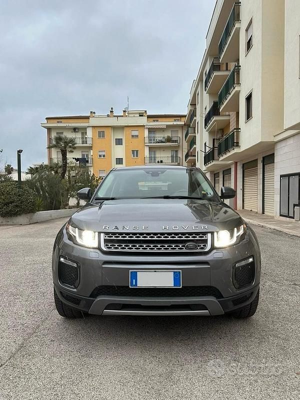 Usata Land Rover Range Rover evoque SE 150 CV (110 kW) 2018 Grigio SUV